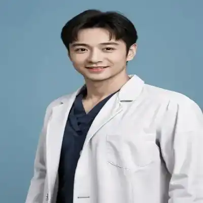 龚思